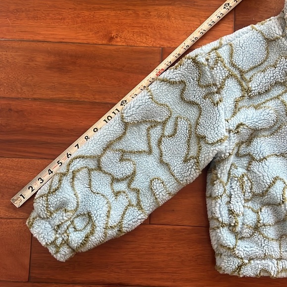 All in Favor Print Fleece Bomber Jacket in Blue NWT size Small - Picture 8 of 8